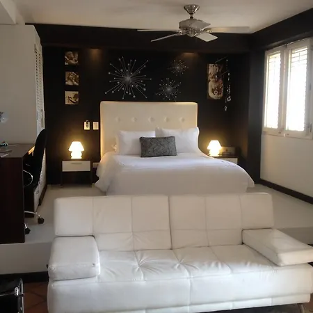 Casa Santa Ana Boutique