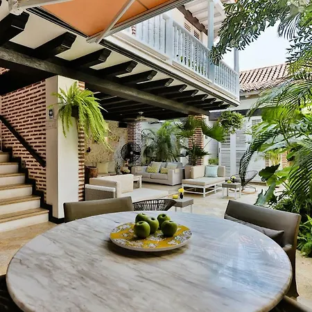 Casa Santa Ana Boutique Hotel
